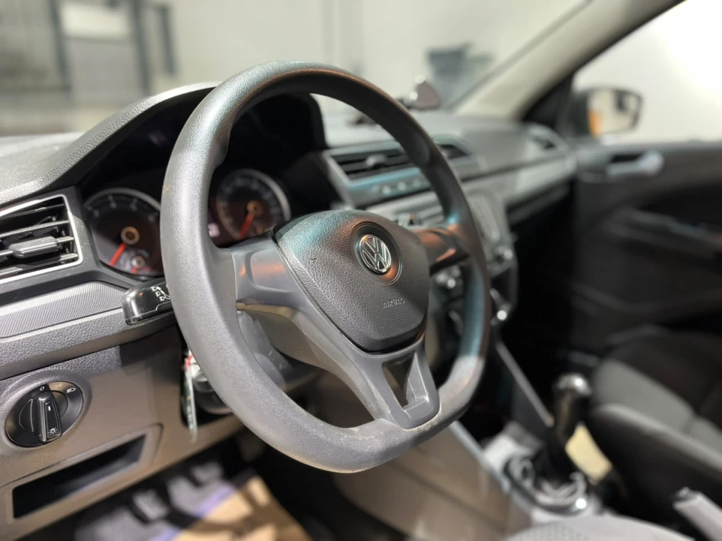 imagen 0 de vehiculo con id 2215